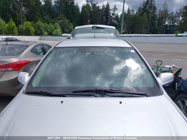 40071805 :رقم المزاد ، 2T1KR32E45C550470 vin ، 2005 Toyota Corolla Matrix Xr مزاد بيع