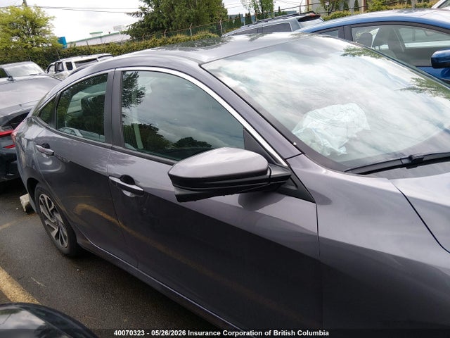 Продаж на аукціоні авто 2018 Honda Civic Ex, vin: 2HGFC2F86JH028135, номер лоту: 40070323