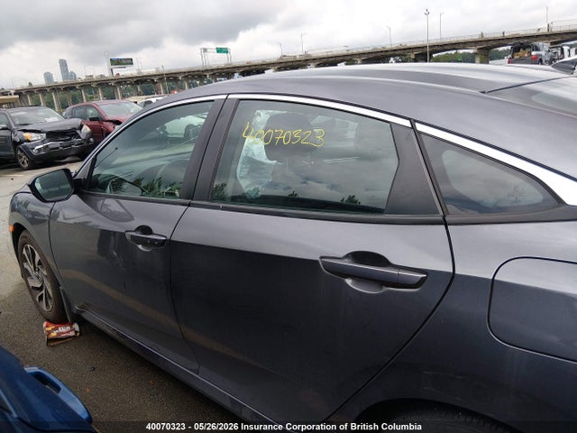 Honda CIVIC EX 2018 2HGFC2F86JH028135 Image 15
