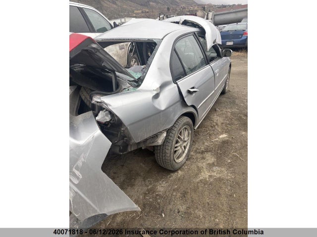 40071818 :رقم المزاد ، 2HGES15691H919870 vin ، 2001 Honda Civic مزاد بيع