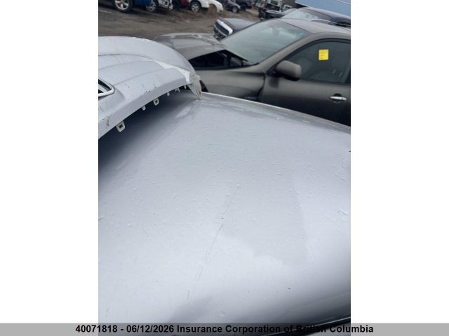 40071818 :رقم المزاد ، 2HGES15691H919870 vin ، 2001 Honda Civic مزاد بيع