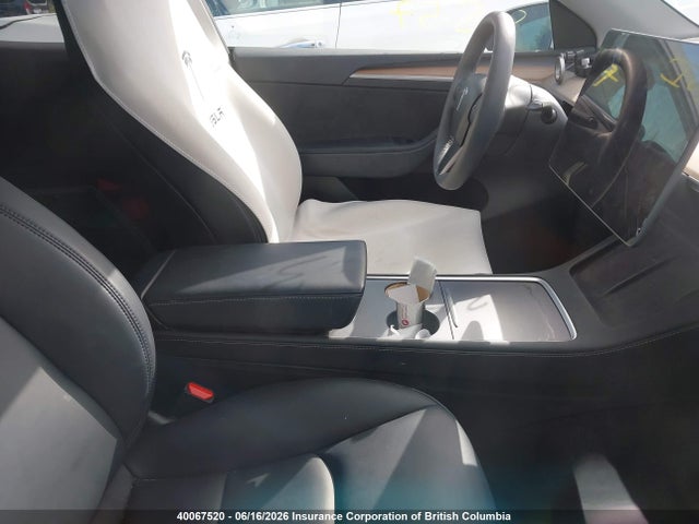 Tesla Model Y 2023 LRWYGDEE8PC161633 Image 5