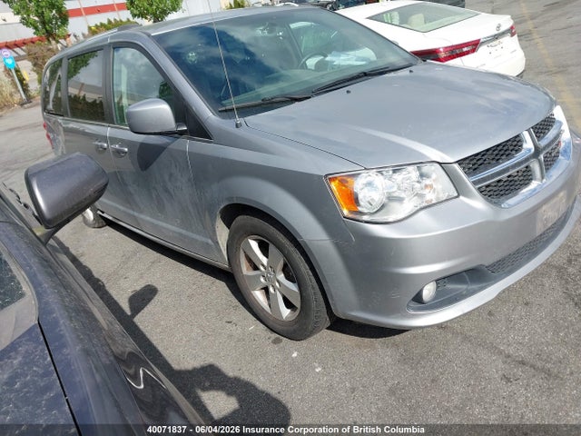 40071837 :رقم المزاد ، 2C4RDGBG5JR243809 vin ، 2018 Dodge Grand Caravan Se مزاد بيع
