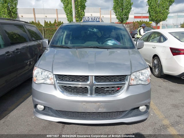 40071837 :رقم المزاد ، 2C4RDGBG5JR243809 vin ، 2018 Dodge Grand Caravan Se مزاد بيع
