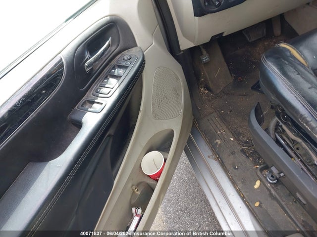 40071837 :رقم المزاد ، 2C4RDGBG5JR243809 vin ، 2018 Dodge Grand Caravan Se مزاد بيع