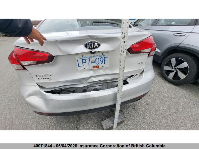 Продажа на аукционе авто 2017 Kia Forte, vin: 3KPFL4A80HE124690, номер лота: 40071844