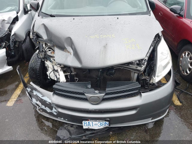 40050045 :رقم المزاد ، 5TDZA29C45S333884 vin ، 2005 Toyota Sienna Ce مزاد بيع