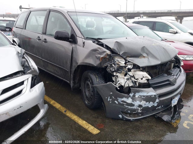 40050045 :رقم المزاد ، 5TDZA29C45S333884 vin ، 2005 Toyota Sienna Ce مزاد بيع