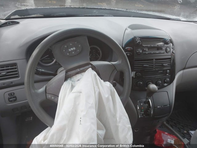 40050045 :رقم المزاد ، 5TDZA29C45S333884 vin ، 2005 Toyota Sienna Ce مزاد بيع