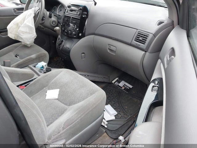 40050045 :رقم المزاد ، 5TDZA29C45S333884 vin ، 2005 Toyota Sienna Ce مزاد بيع