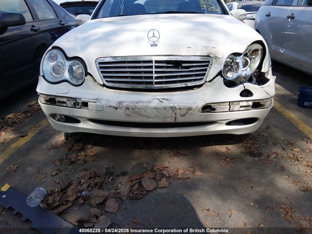 40065220 :رقم المزاد ، WDBRF64J44F497020 vin ، 2004 Mercedes-benz C 320 مزاد بيع