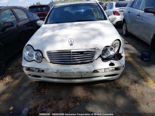 40065220 :رقم المزاد ، WDBRF64J44F497020 vin ، 2004 Mercedes-benz C 320 مزاد بيع