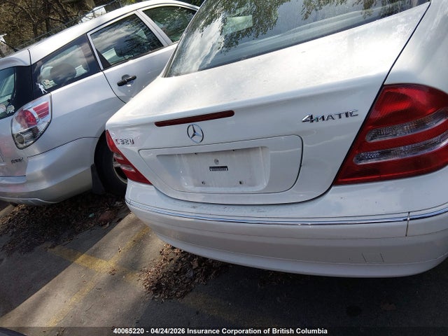 40065220 :رقم المزاد ، WDBRF64J44F497020 vin ، 2004 Mercedes-benz C 320 مزاد بيع
