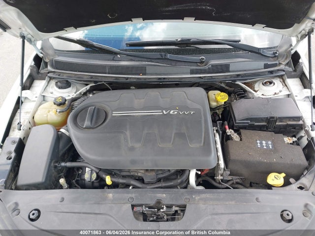 40071863 :رقم المزاد ، 1C3CCCCG1FN606776 vin ، 2015 Chrysler 200 مزاد بيع