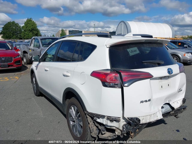 40071873 :رقم المزاد ، JTMRJREV2JD182789 vin ، 2018 Toyota Rav4 مزاد بيع