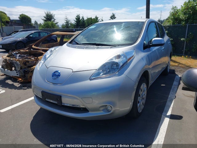 40071877 :رقم المزاد ، 1N4AZ0CP6FC316759 vin ، 2015 Nissan Leaf مزاد بيع