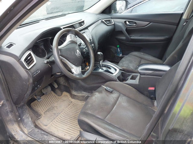 40070067 :رقم المزاد ، 5N1AT2MV2FC804784 vin ، 2015 Nissan Rogue S/sl/sv مزاد بيع