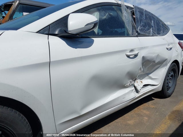 2019 Hyundai Elantra Preferred მანქანა იყიდება აუქციონზე, vin: KMHD84LF1KU764139, აუქციონის ნომერი: 40071912