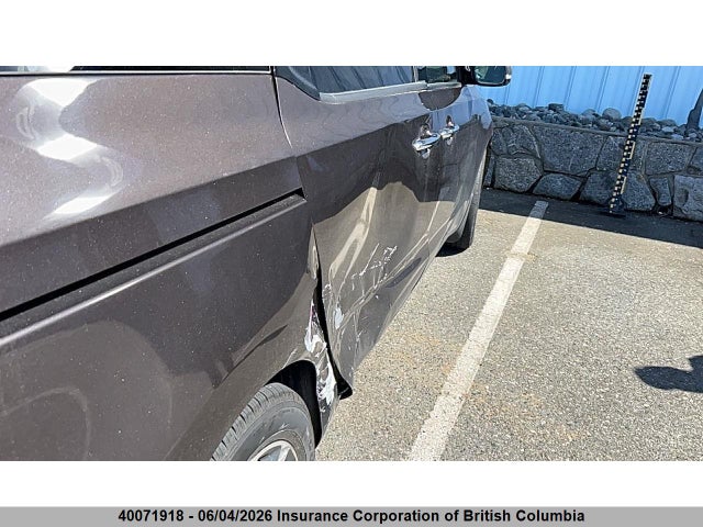 2017 Kia Sedona Sx+ მანქანა იყიდება აუქციონზე, vin: KNDMC5C19H6278950, აუქციონის ნომერი: 40071918