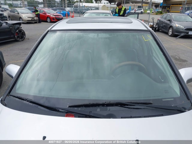 40071927 :رقم المزاد ، 2HHES36873H005126 vin ، 2003 Acura 1.7el Premium مزاد بيع