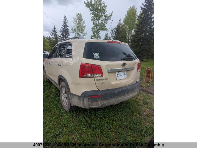 40071930 :رقم المزاد ، 5XYKTDA24BG049853 vin ، 2011 Kia Sorento Lx مزاد بيع