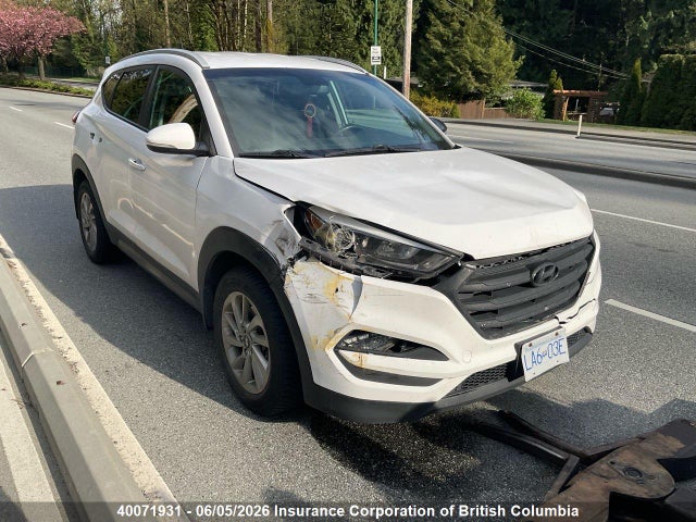 KM8J3CA42GU181163 Hyundai Tucson Premium
