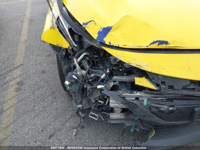 40071940 :رقم المزاد ، JTDKAMFP8N3202916 vin ، 2022 Toyota Prius مزاد بيع