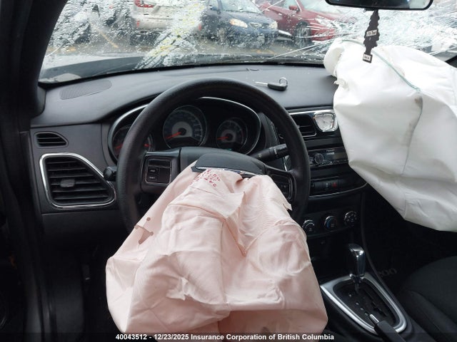40043512 :رقم المزاد ، 1C3CCBAB8CN187290 vin ، 2012 Chrysler 200 Lx مزاد بيع