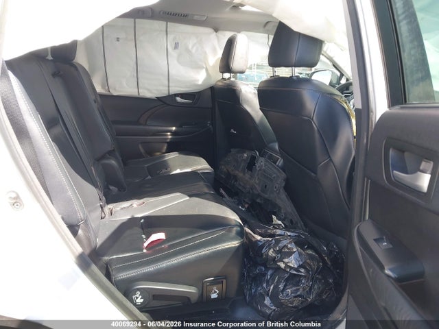 40069294 :رقم المزاد ، 5TDJKRFH0FS218168 vin ، 2015 Toyota Highlander Xle مزاد بيع