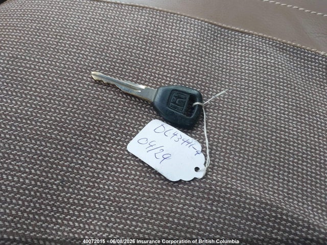 Продажа на аукционе авто 1998 Honda Accord Lx, vin: 1HGCG564XWA806836, номер лота: 40072015