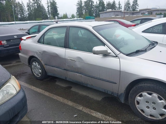 Продажа на аукционе авто 1998 Honda Accord Lx, vin: 1HGCG564XWA806836, номер лота: 40072015