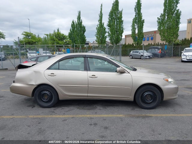 2005 Toyota Camry მანქანა იყიდება აუქციონზე, vin: 4T1BE32KX5U422797, აუქციონის ნომერი: 40072051