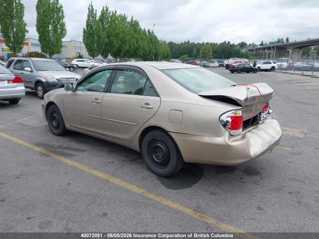 2005 Toyota Camry მანქანა იყიდება აუქციონზე, vin: 4T1BE32KX5U422797, აუქციონის ნომერი: 40072051