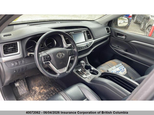 40072062 :رقم المزاد ، 5TDJZRFH2HS374498 vin ، 2017 Toyota Highlander Xle مزاد بيع