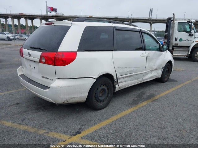 2007 Toyota Sienna Le მანქანა იყიდება აუქციონზე, vin: 5TDZK23C17S014659, აუქციონის ნომერი: 40072070