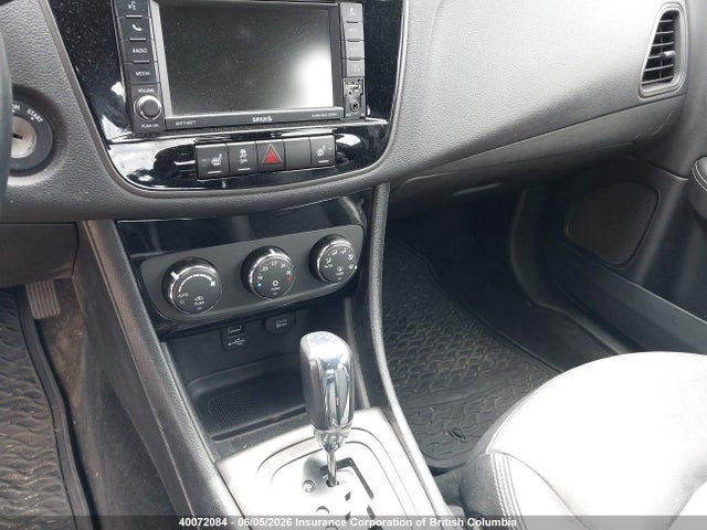 40072084 :رقم المزاد ، 1C3CCBHG0DN719134 vin ، 2013 Chrysler 200 مزاد بيع