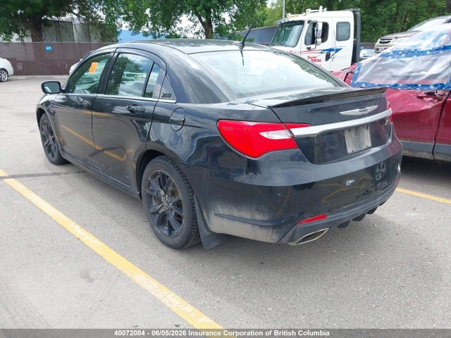 40072084 :رقم المزاد ، 1C3CCBHG0DN719134 vin ، 2013 Chrysler 200 مزاد بيع