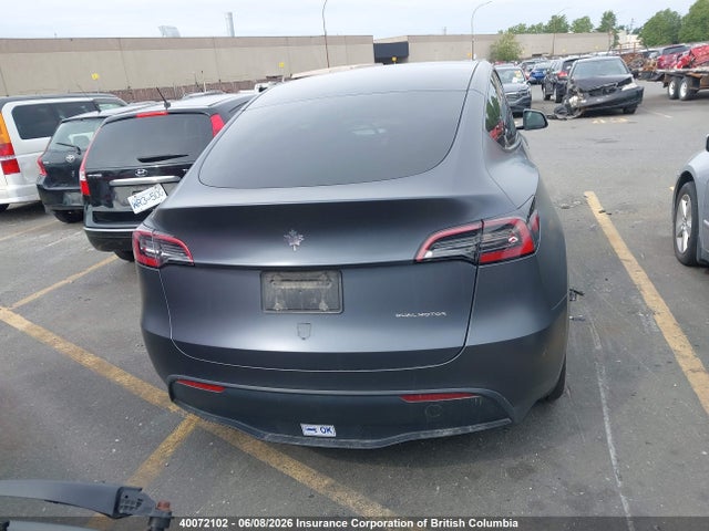 40072102 :رقم المزاد ، 7SAYGAEE8PF757980 vin ، 2023 Tesla Model Y مزاد بيع