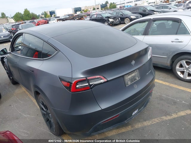 40072102 :رقم المزاد ، 7SAYGAEE8PF757980 vin ، 2023 Tesla Model Y مزاد بيع