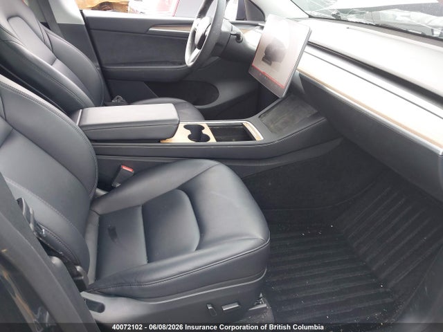 40072102 :رقم المزاد ، 7SAYGAEE8PF757980 vin ، 2023 Tesla Model Y مزاد بيع