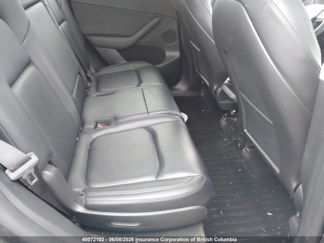 40072102 :رقم المزاد ، 7SAYGAEE8PF757980 vin ، 2023 Tesla Model Y مزاد بيع