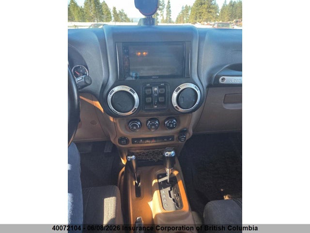 40072104 :رقم المزاد ، 1J4BA5H1XBL595175 vin ، 2011 Jeep Wrangler Unlimited Sahara مزاد بيع