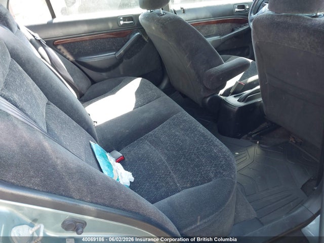 Продажа на аукционе авто 2001 Acura 1.7el Touring, vin: 2HHES36611H006865, номер лота: 40069186