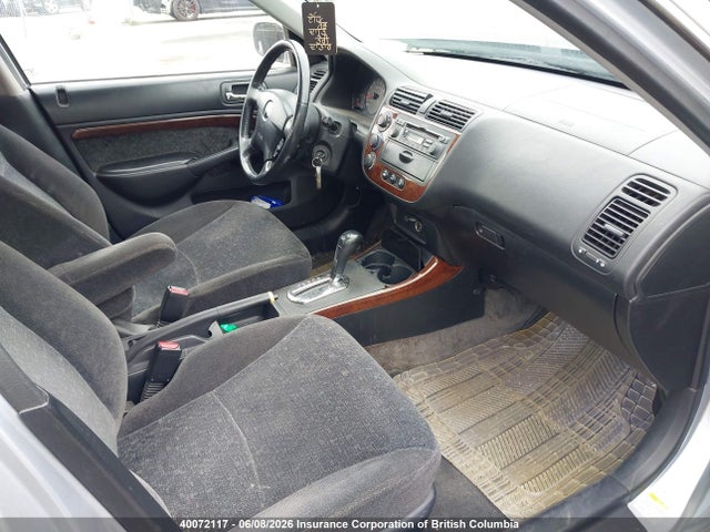 40072117 :رقم المزاد ، 2HHES36642H006554 vin ، 2002 Acura 1.7el Touring مزاد بيع