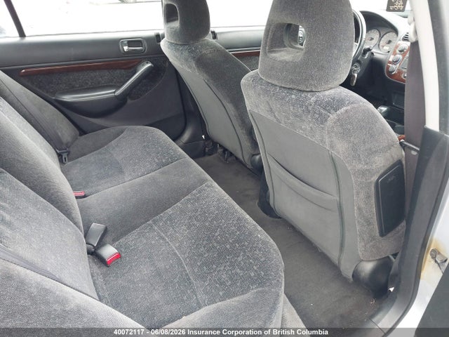 40072117 :رقم المزاد ، 2HHES36642H006554 vin ، 2002 Acura 1.7el Touring مزاد بيع