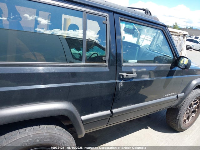 Auction sale of the 1998 Jeep Cherokee Sport, vin: 1J4FJ67S4WL123612, lot number: 40072124