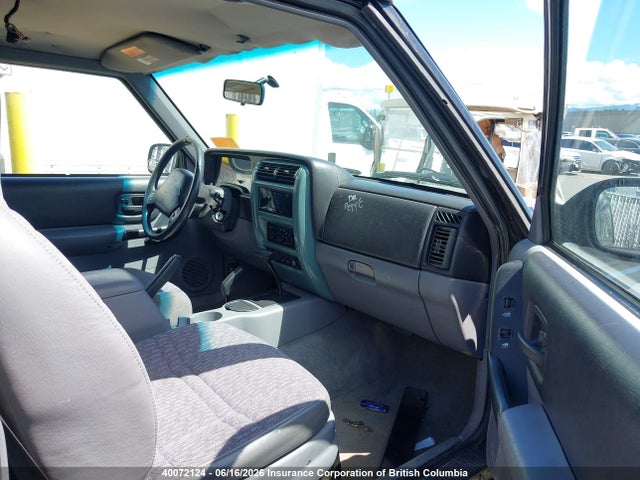 Auction sale of the 1998 Jeep Cherokee Sport, vin: 1J4FJ67S4WL123612, lot number: 40072124