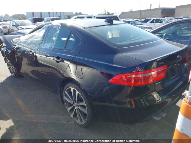 SAJAK4FN3JCP26588 Jaguar Xe Prestige