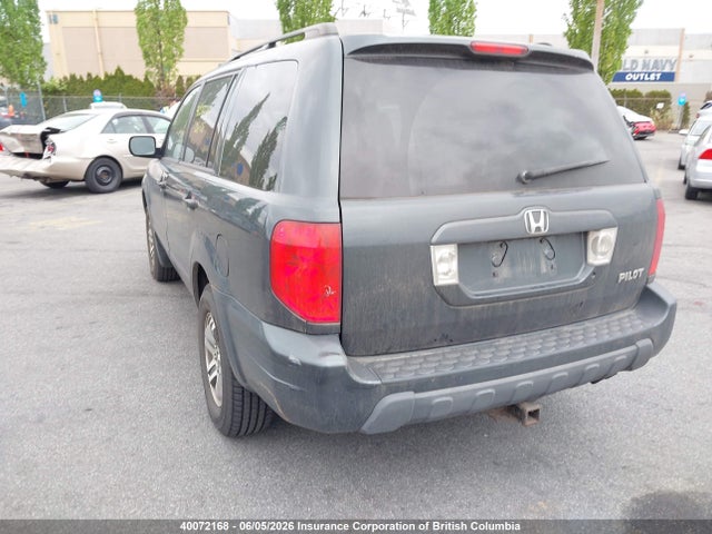 Продажа на аукционе авто 2005 Honda Pilot, vin: 2HKYF185X5H000038, номер лота: 40072168