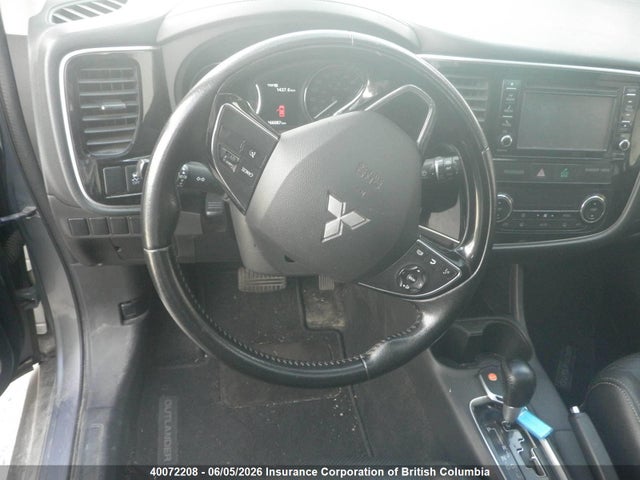 2016 Mitsubishi Outlander Es მანქანა იყიდება აუქციონზე, vin: JA4AZ2A39GZ605696, აუქციონის ნომერი: 40072208